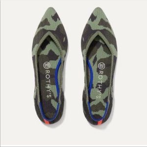 New Rothy Olive Camo size 6.5 points